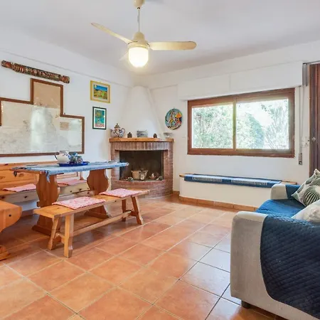 Apartment Scopello Flat With Panoramic Courtyard And Parking
