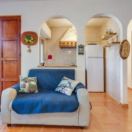 Scopello Flat With Panoramic Courtyard And Parking * Scopello (Sicily)