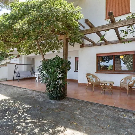 Scopello Flat With Panoramic Courtyard And Parking
